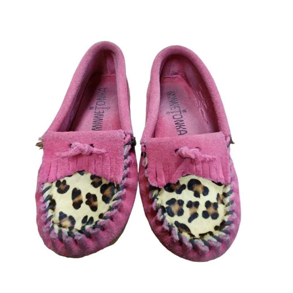 Minnetonka Moccasins Pink Leopard Print Shoes Leather Suede Kids Size 10 Girls